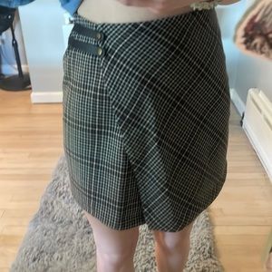 Forever 21 Wrap mini skirt 👗